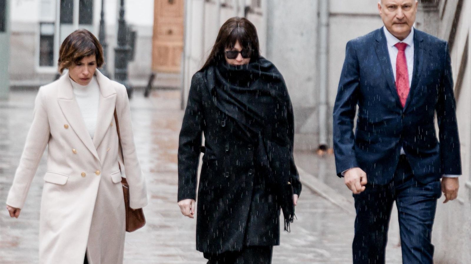 La expareja de Ábalos, Jéssica Rodríguez, a su llegada al Tribunal Supremo, a 27 de febrero de 2025, en Madrid (España).