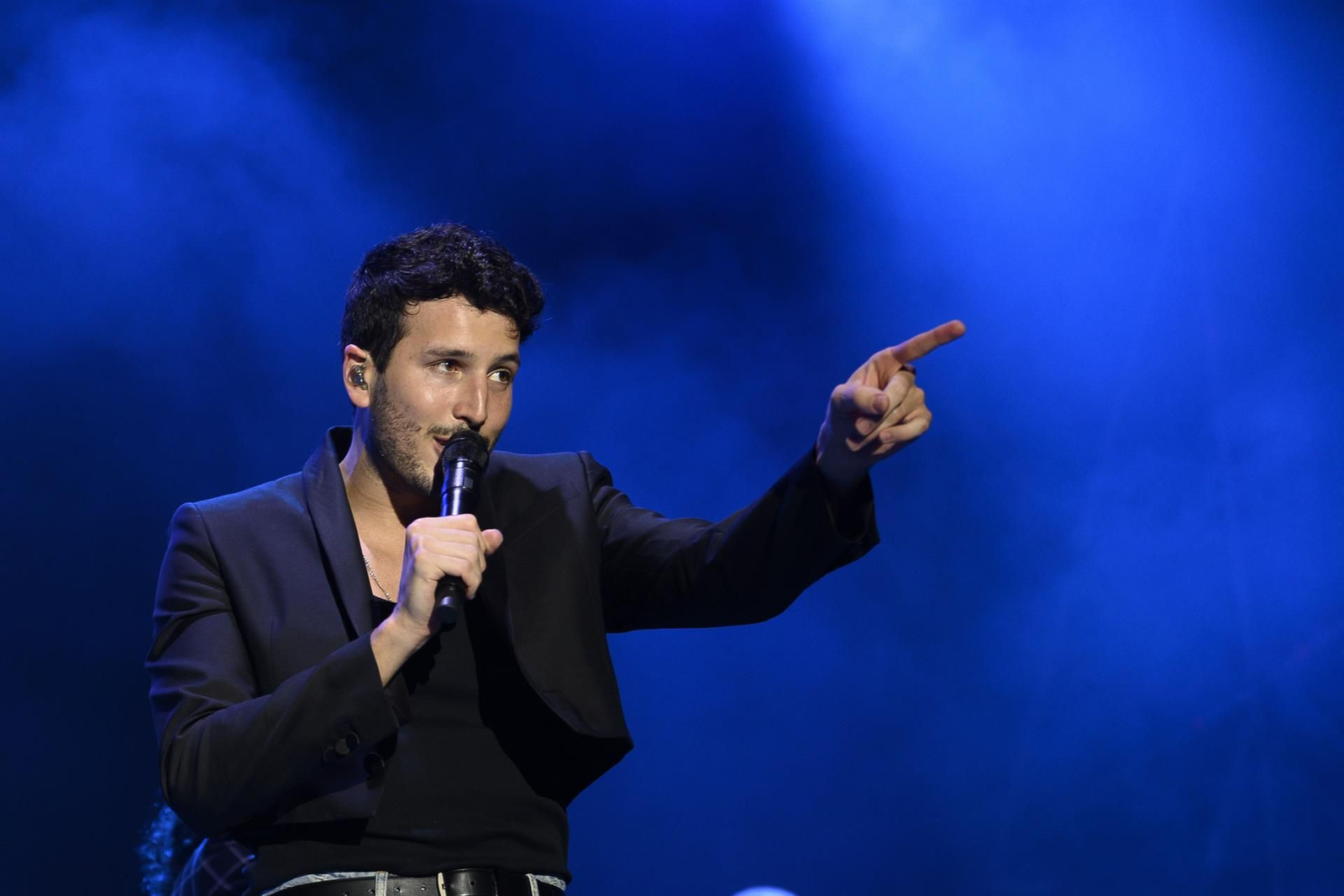 El cantante colombiano Sebastián Yatra, en un reciente concierto. // EFE