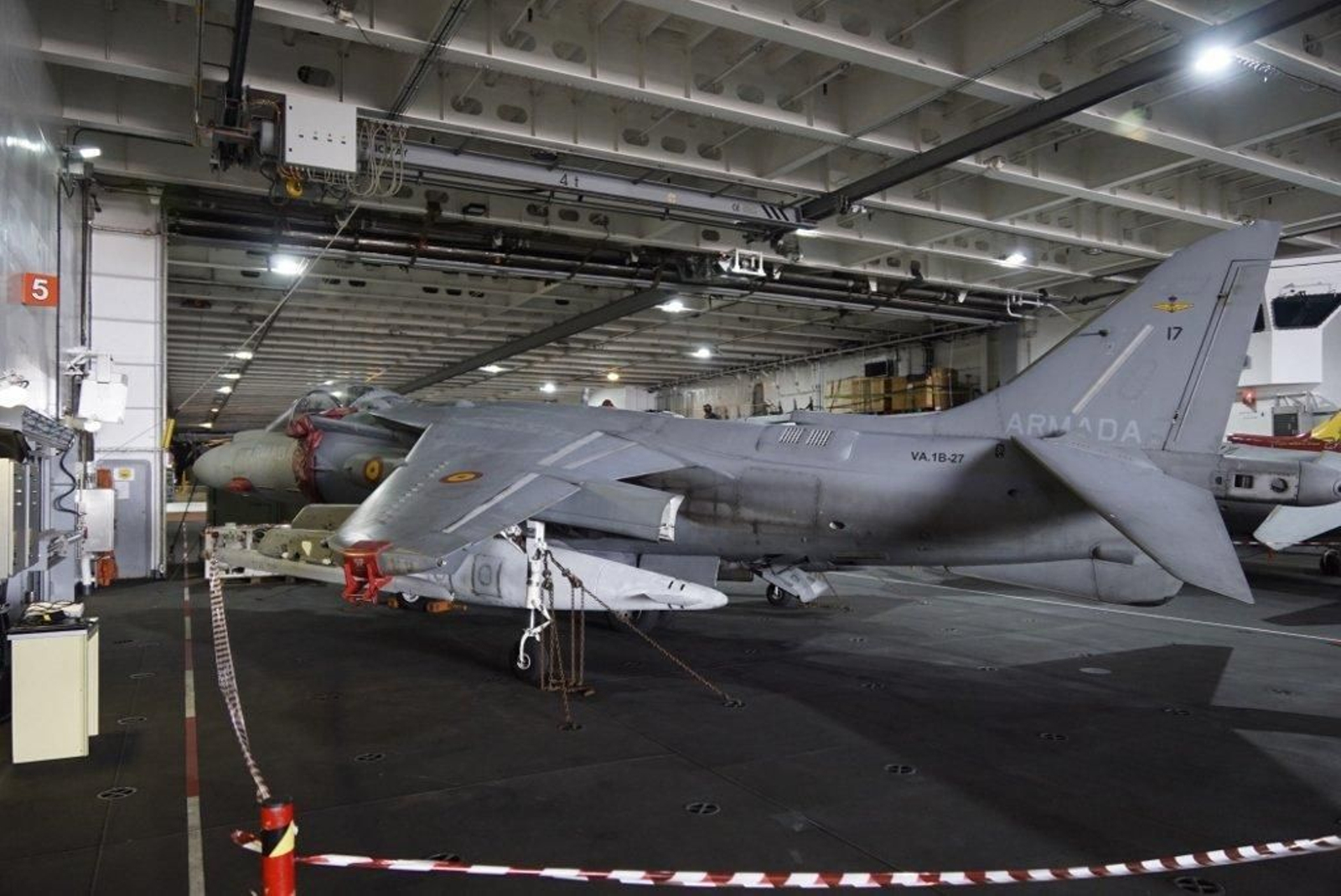 El portaviones Juan Carlos I en Vigo  (60) (1024x684)