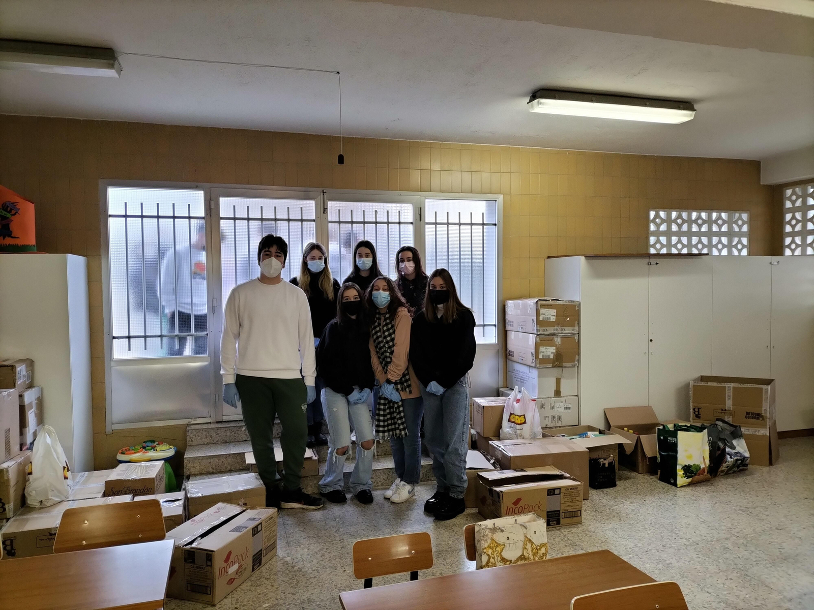 Alumnos voluntarios en la organización del proyecto.