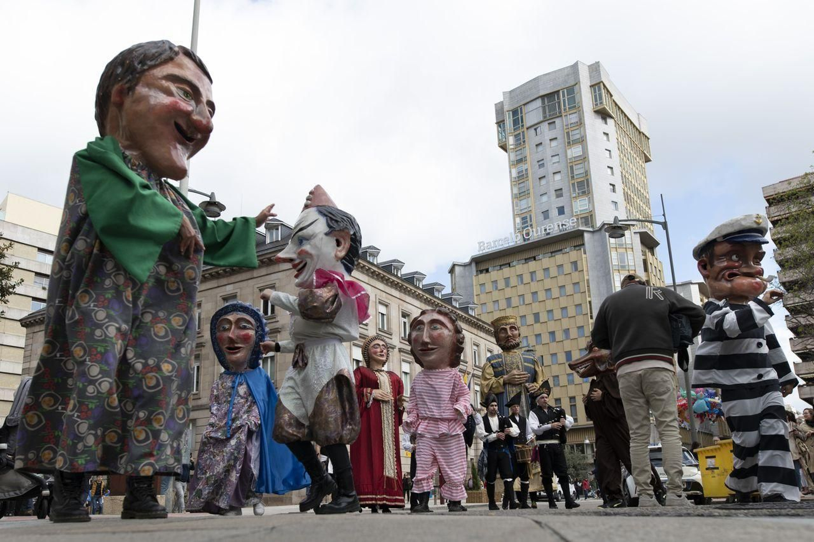 Gigantes y cabezudos