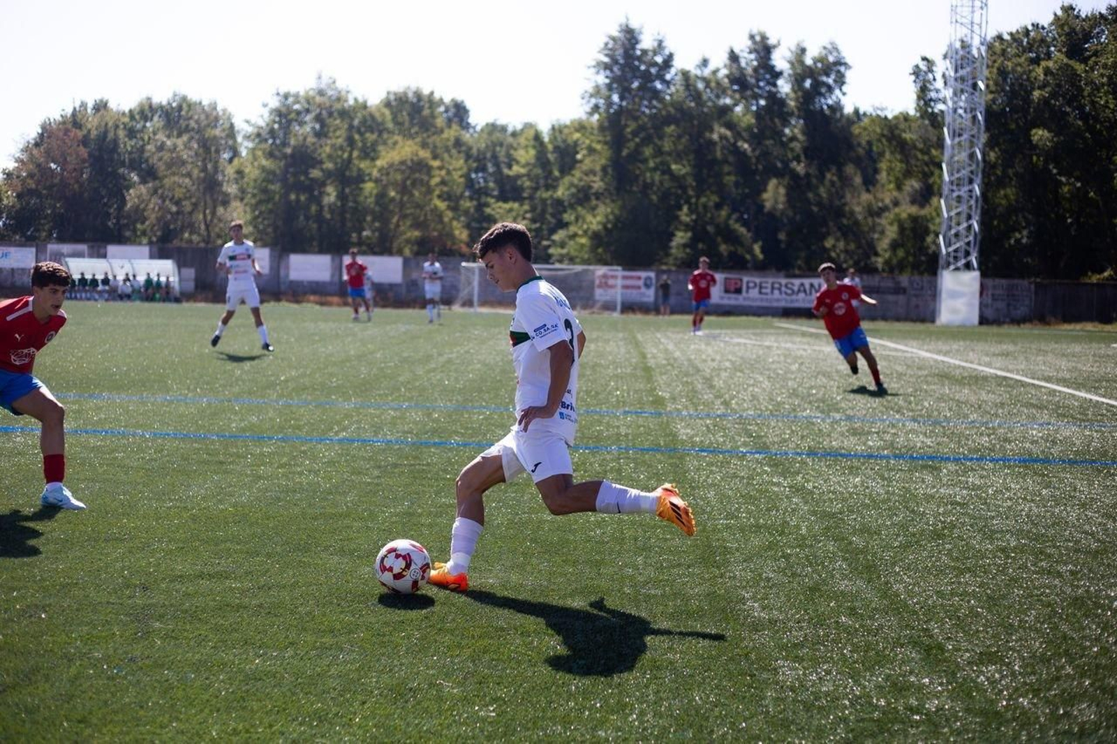 Una de las jugadas del encuentro
