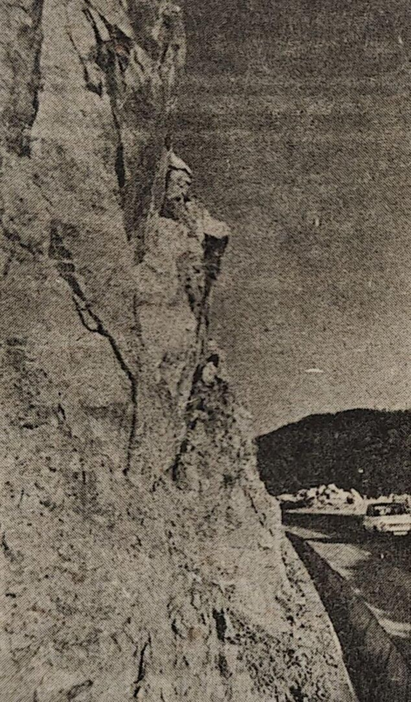 Imagen de las grietas en la piedra