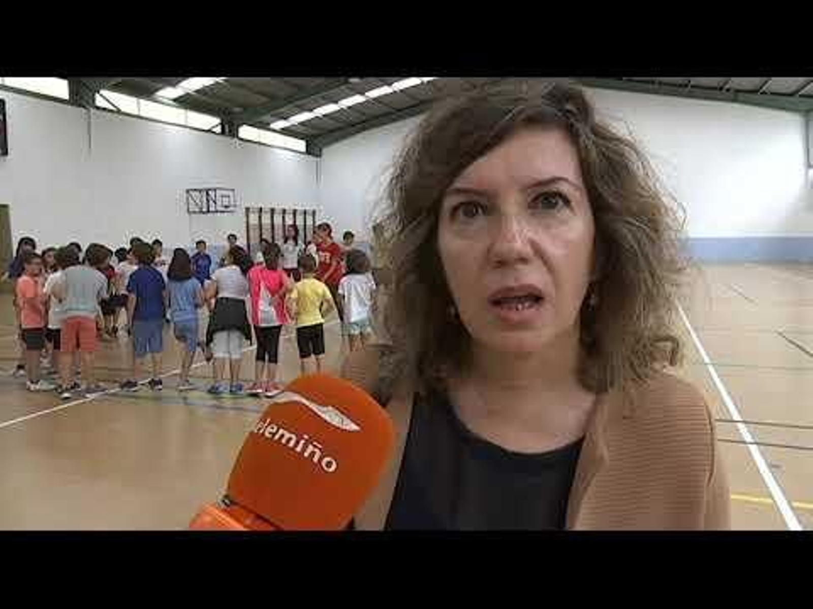 La Concelleira de Educación visita las actividades para escolares en los meses de verano