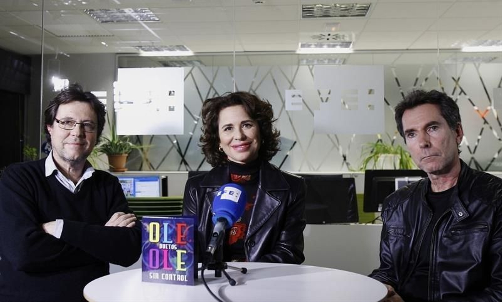 El grupo musical Olé Olé, grupo fundamental de la música española de los años 80, compuesto por Vicky Larraz y los hermanos Marcelo y Gustavo Montesano. (VÍCTOR GONZÁLEZ)