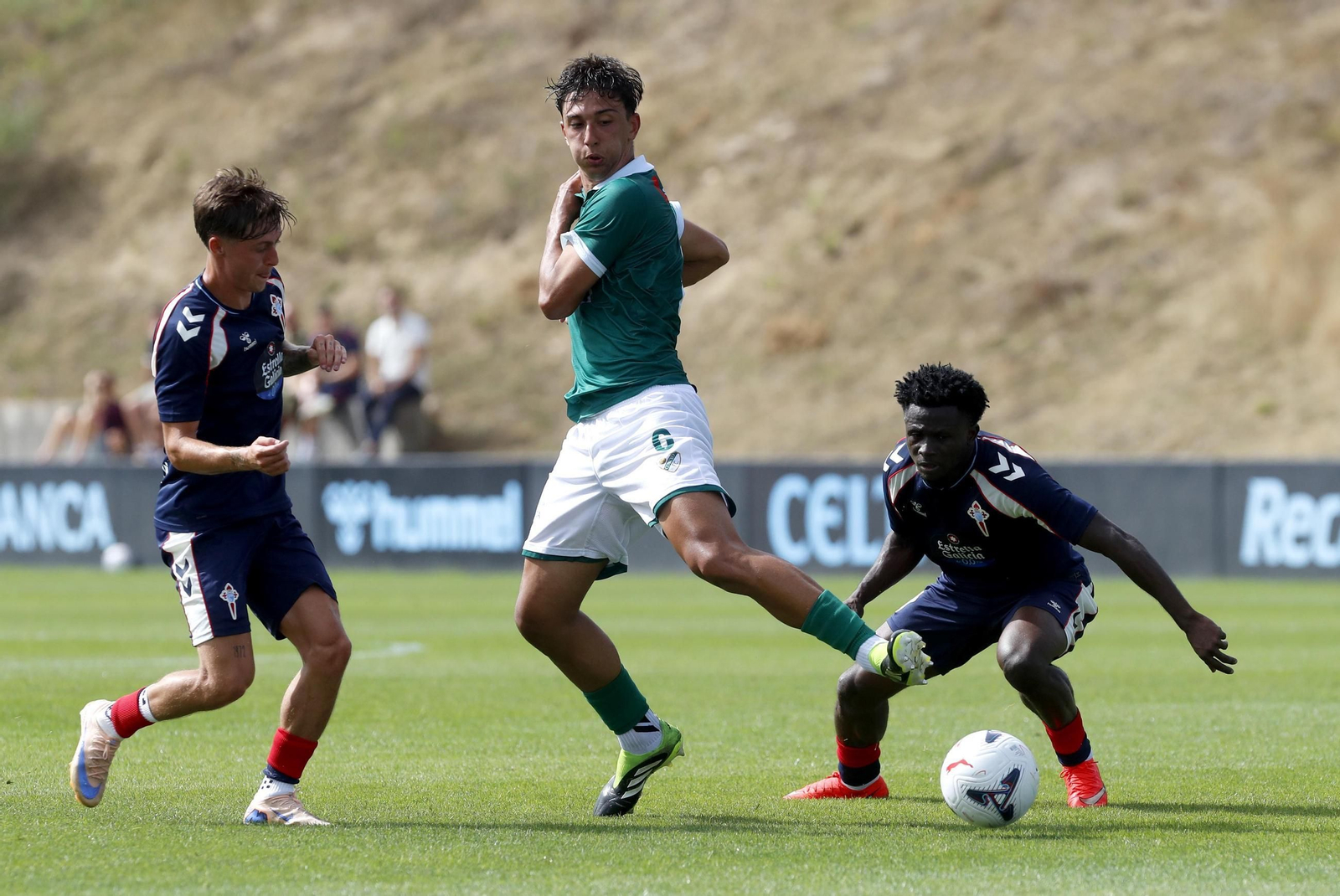 Galería | Celta Fortuna y Coruxo se miden en la pretemporada