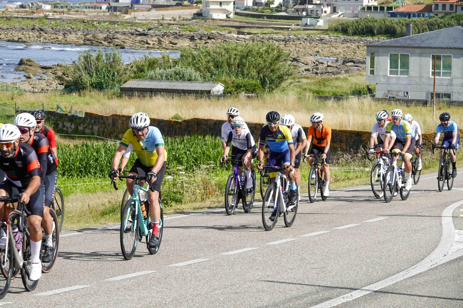 Galería | El ciclismo se da cita en Baixo Miño con el Desafío Talaso Atlántico