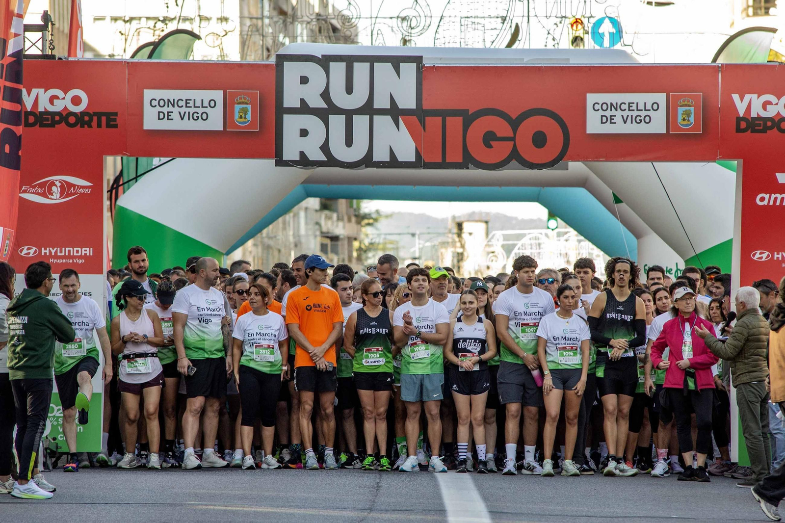 Galería | La Vigo en Marcha contra o Cancro congrega a 3.000 personas en su primera edición