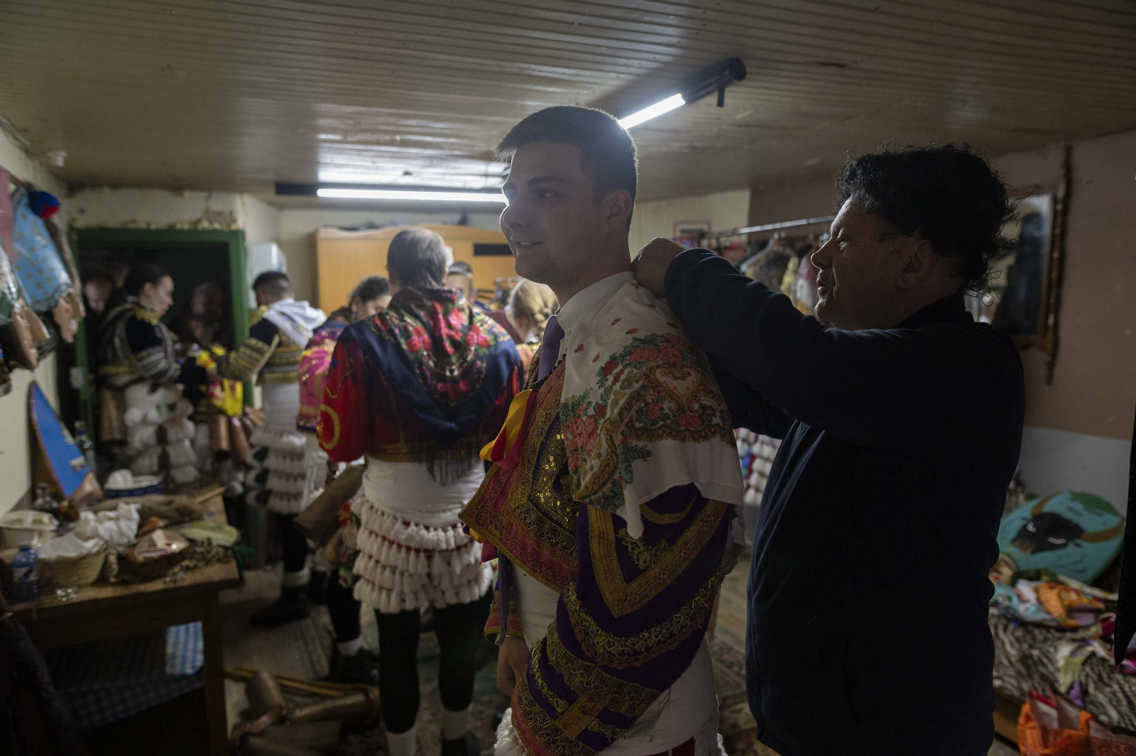 Galería | Los Felos llevan sus trastadas y travesuras a la sierra de Maceda
