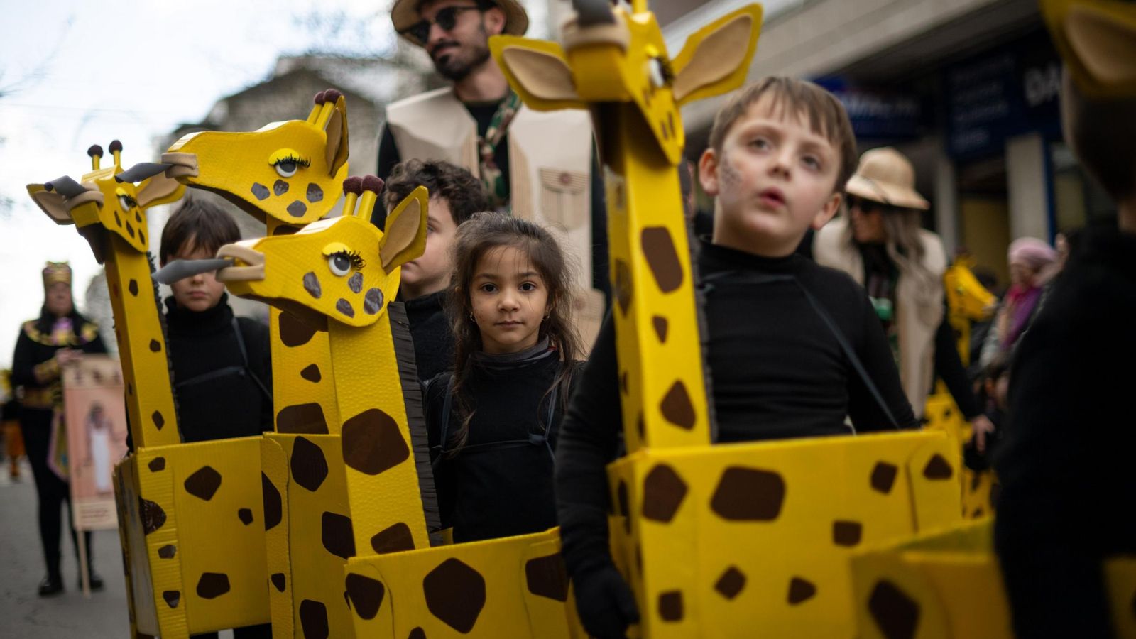Os colexios da comarca amosaron na capital todo a súa inventiva.