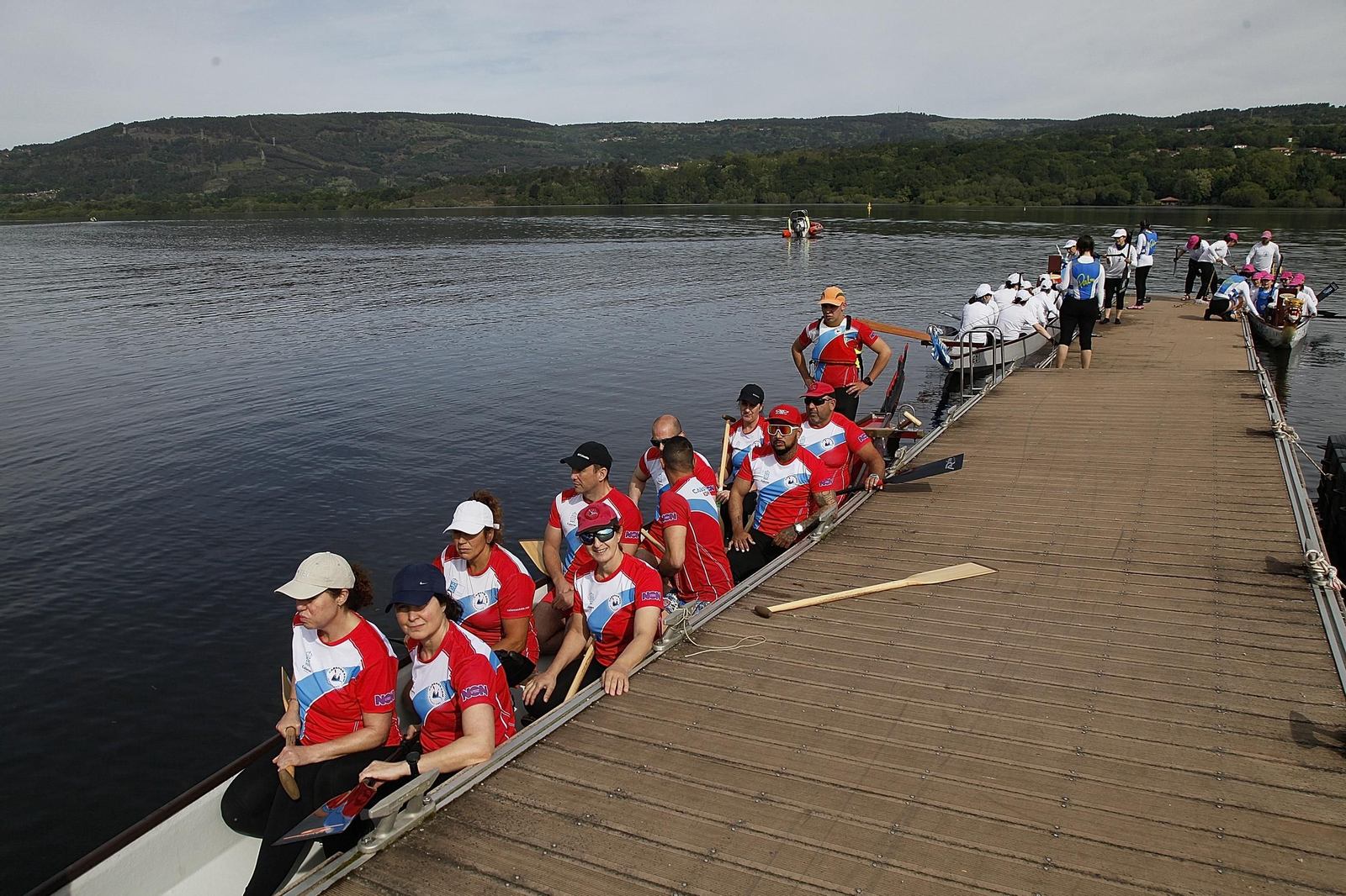 Galería | O Corgo recibe el autonómico de barco dragón