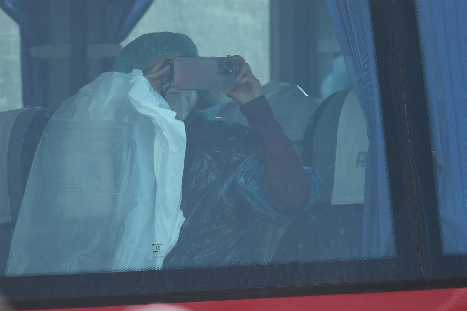 Una fotografía de la evacuación del crucero del brote de hantavirus.
