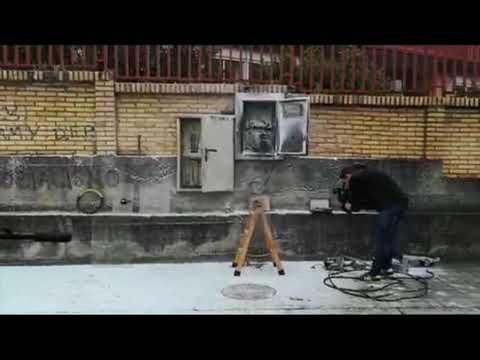 Un incendio en un cuadro eléctrico exterior obliga a evacuar el CEIP Portovello 4 2 20