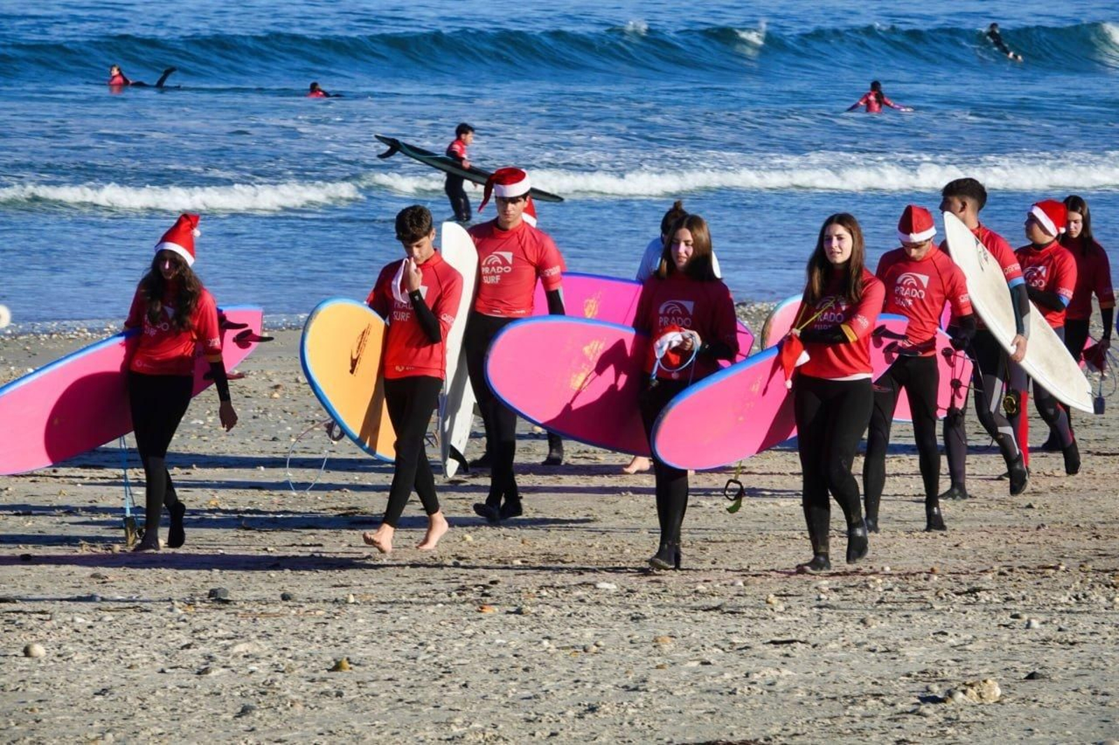Papanoelada surfera en Patos.