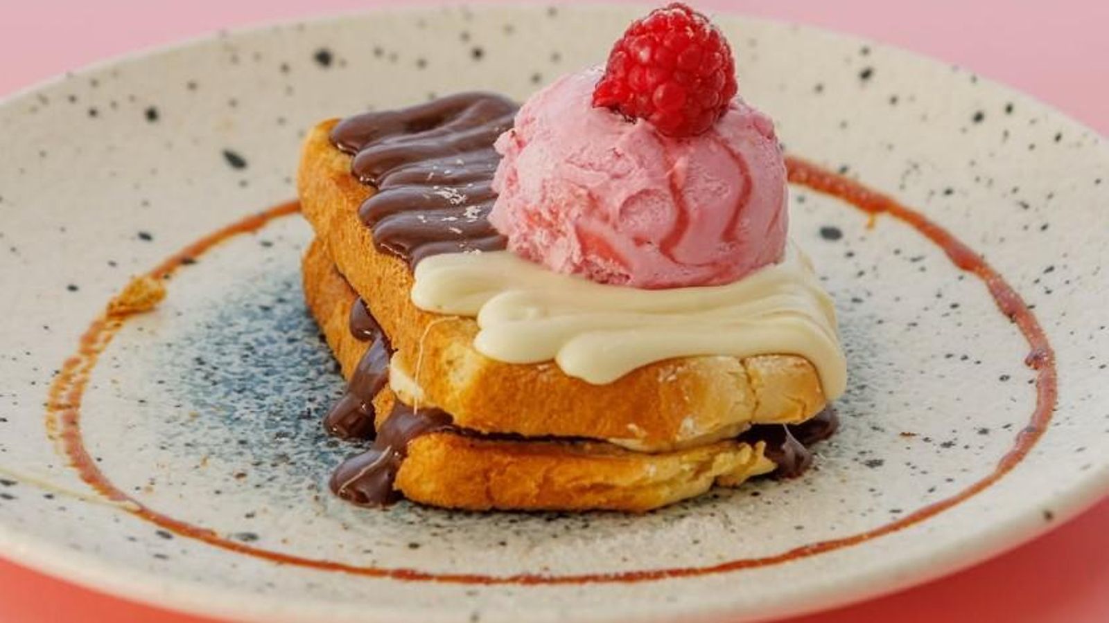 Tostada en Lola y Lía.