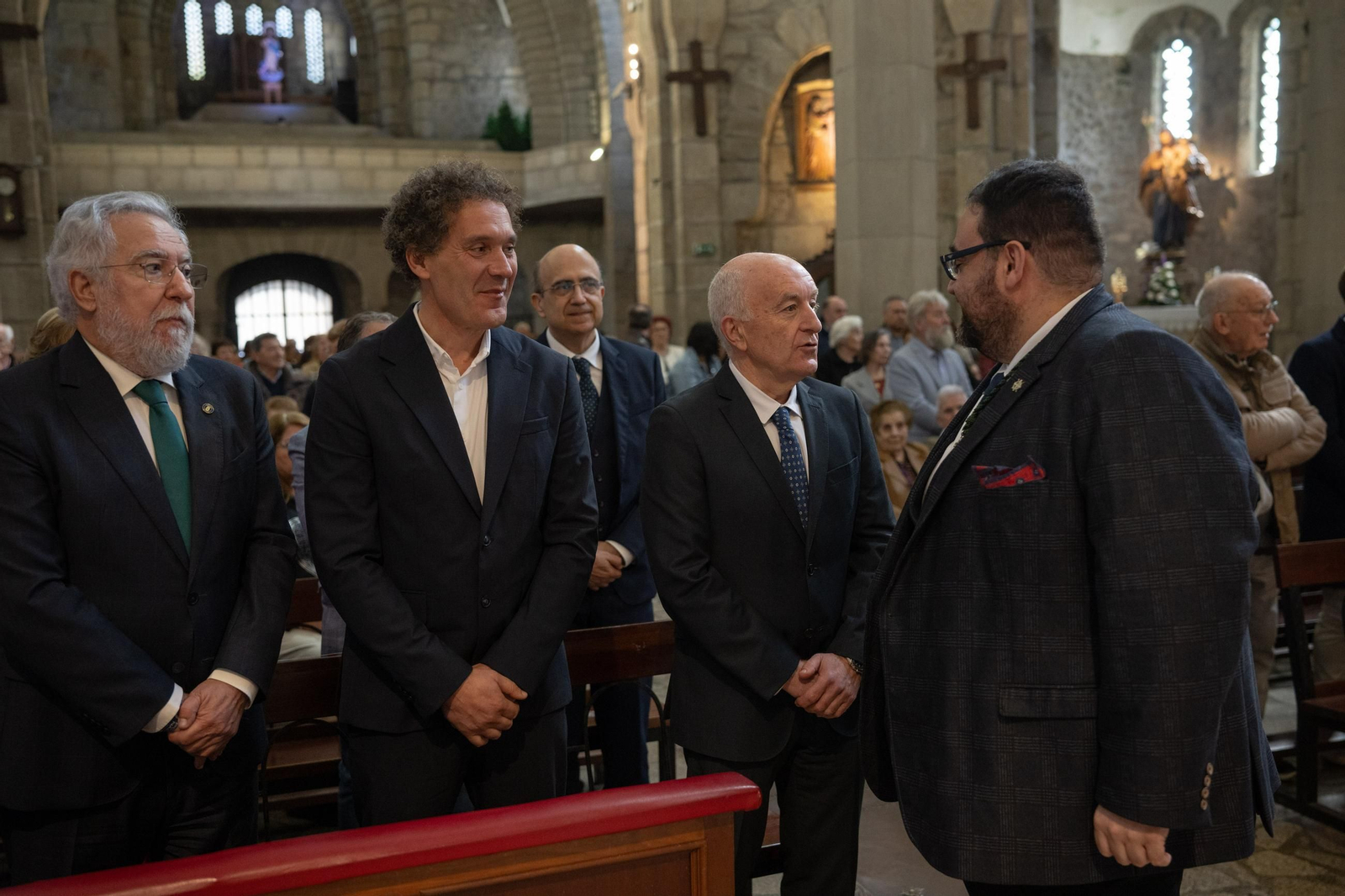 Galería | Pregón de Xosé Ramón Gayoso en la Santa Cruz de Carballiño