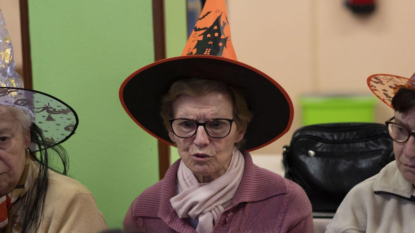 Maside 25/10/22Actividad samaín en la residencia de mayores la Casa Grande de MasideJosefa RodríguezFotos Martiño Pinal