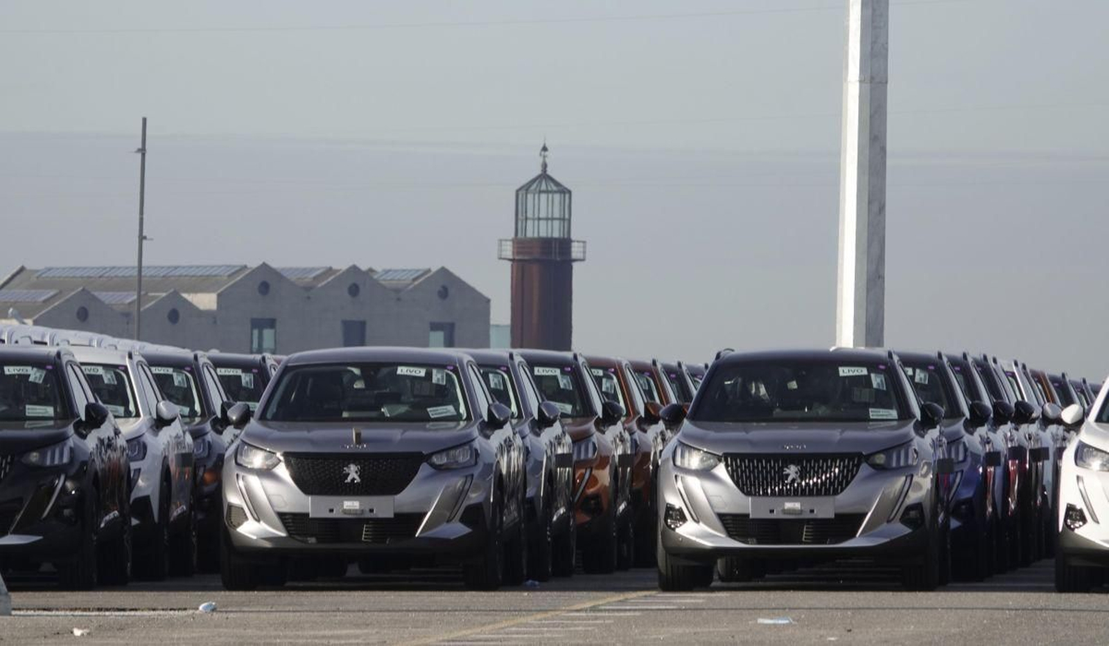 El Peugeot 2008 que se fabrica en Vigo, entre los turismos más vendidos en España.