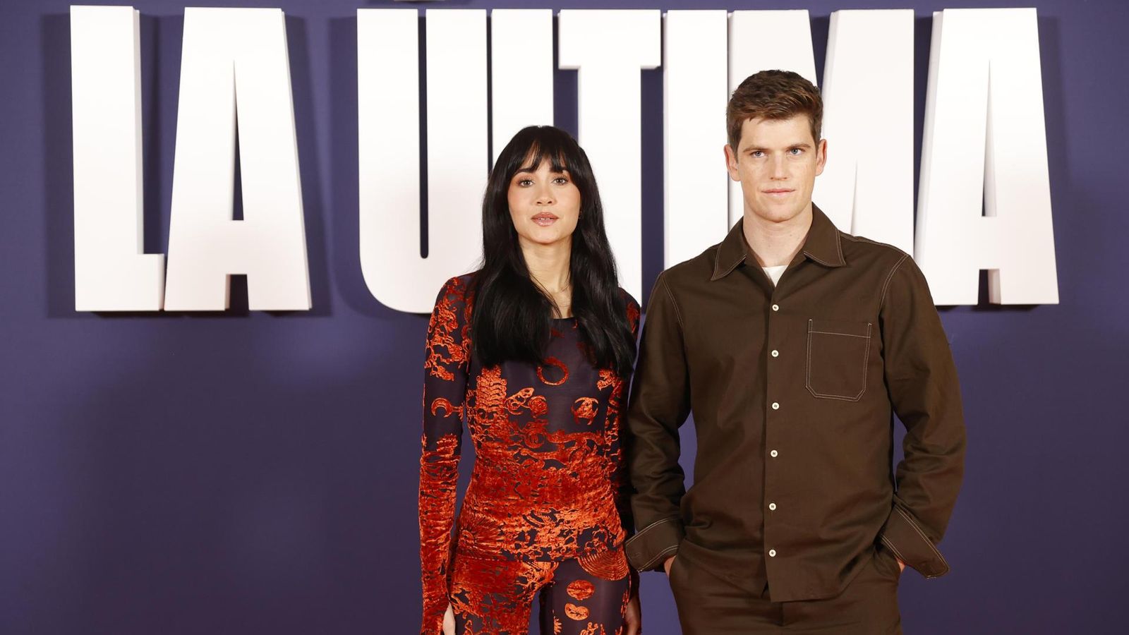 Aitana y Miguel Bernardeau en el preestreno de la miniserie // EFE/ Mariscal