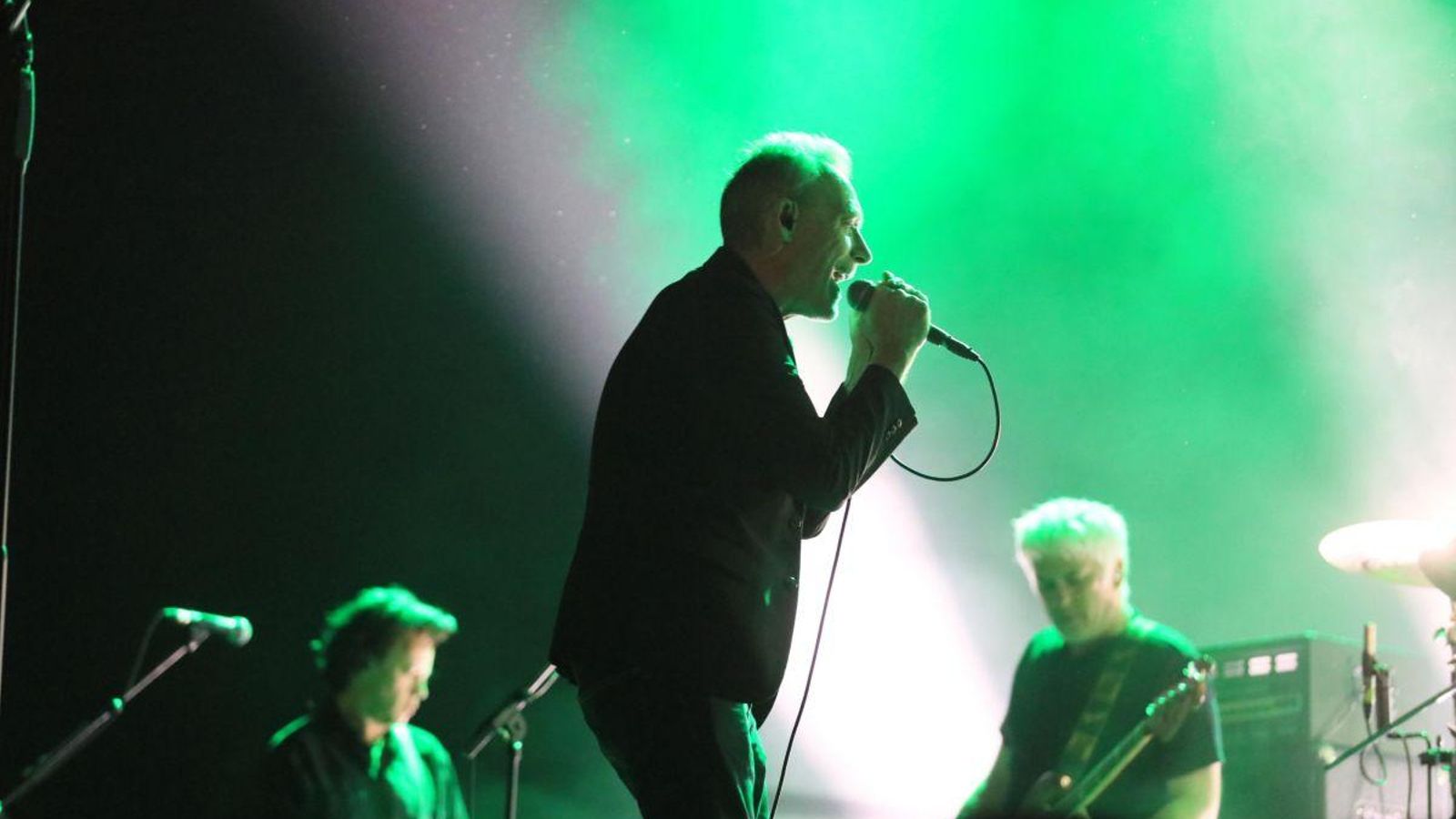 The Jesus and Mary Chain, en su actuación.
