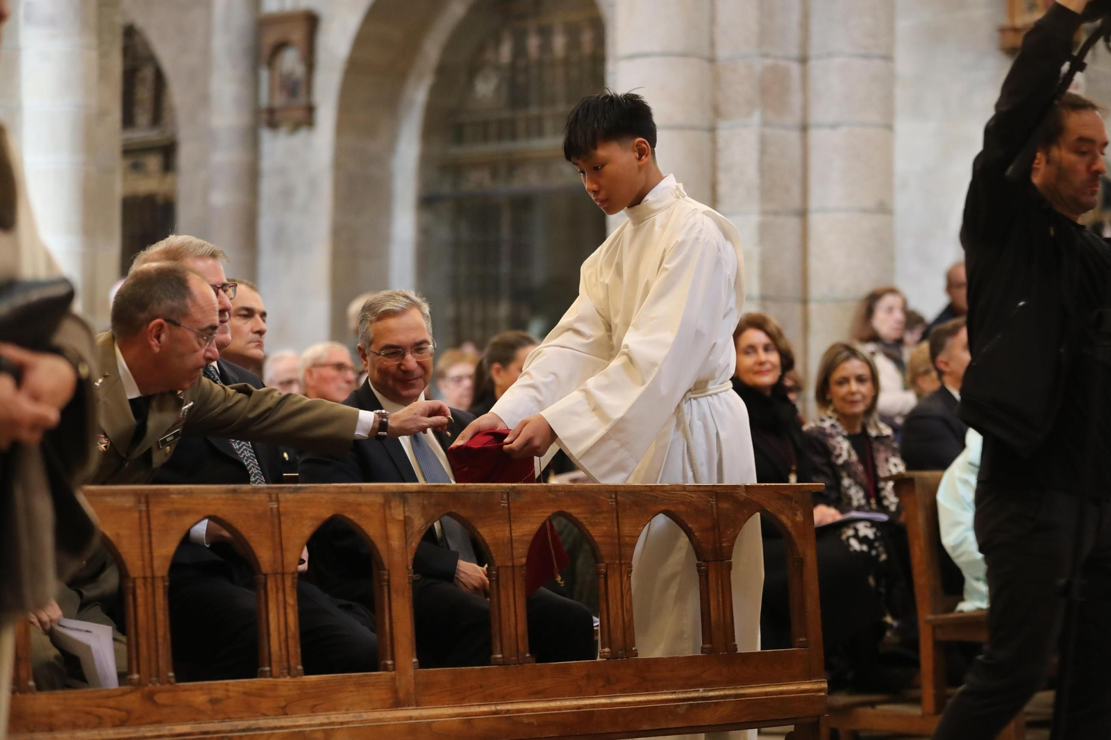 Galería | Devoción por San Martiño en Ourense, el día del patrón