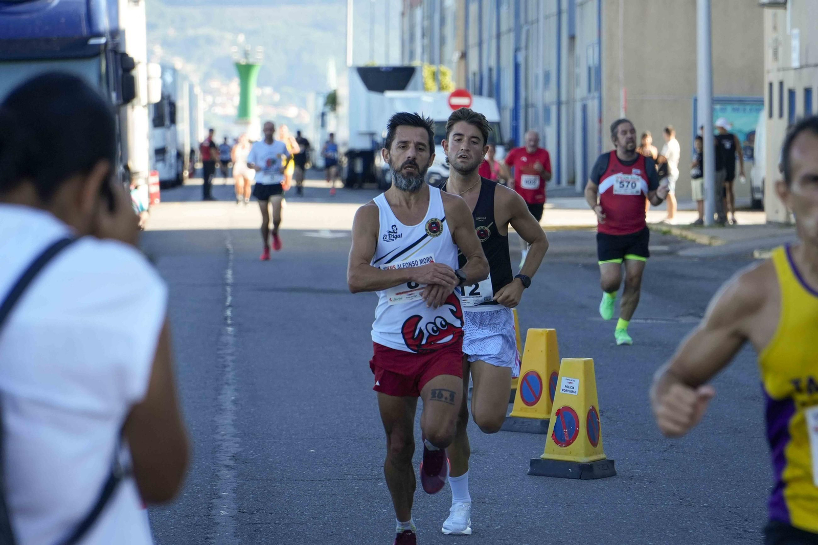 Galería | El puerto pesquero de Vigo acoge hasta cinco carreras organizadas por Carlos Adán