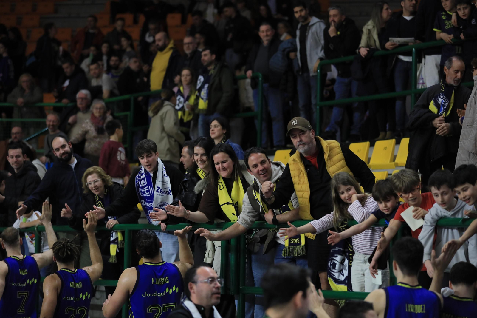 Galería | El COB sufre pero gana de nuevo en el Pazo