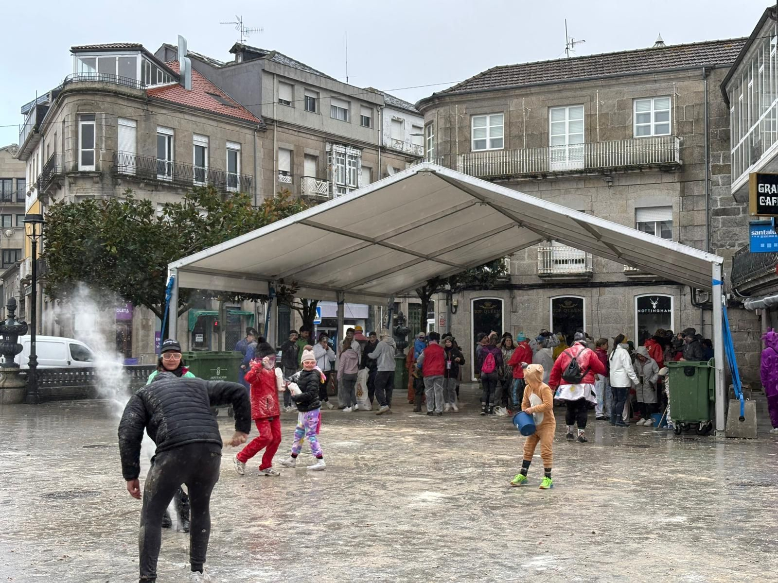 Galería | Los entroideiros conquistan Xinzo en el Domingo de Fareleiro