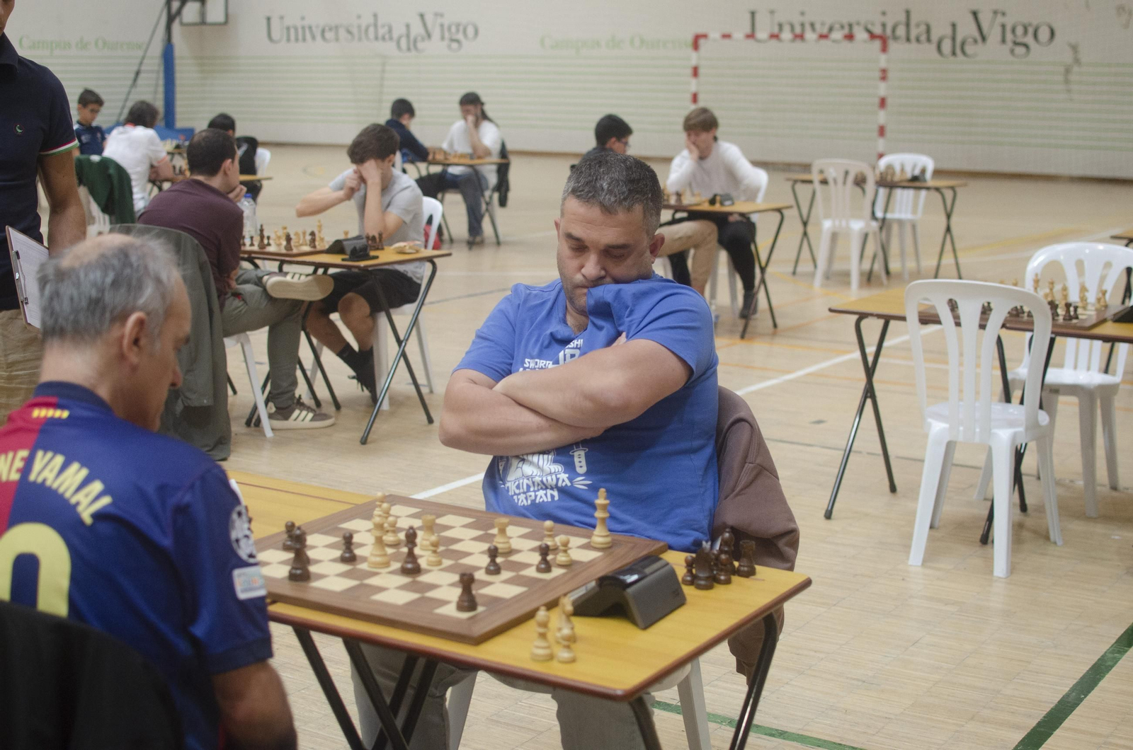 Galería | Lóstreo vive un torneo solidario y rápido de ajedrez