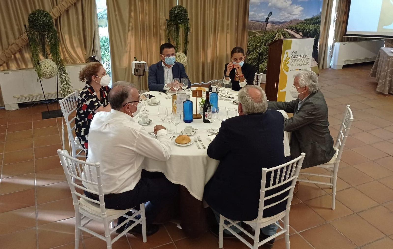 Mesa presidencial del acto de entrega de premios. (Isaac Cruz)