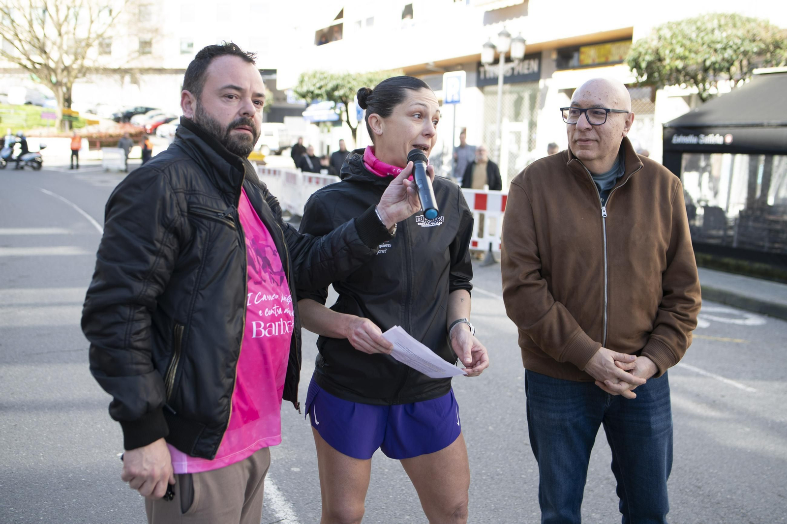Galería | A Valenzá se tiñe de rosa con la III Carreira pola Igualdade