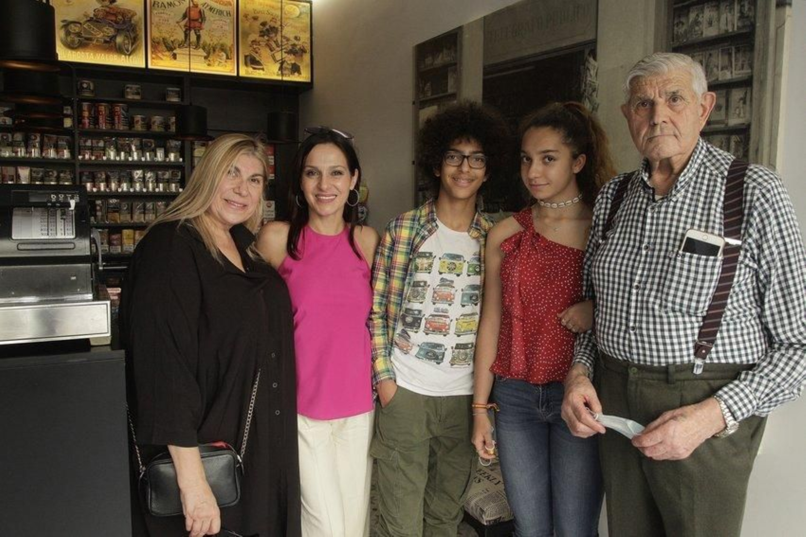 Helena Freijedo, Natalia Millán, Héctor, Habana y Pepe.