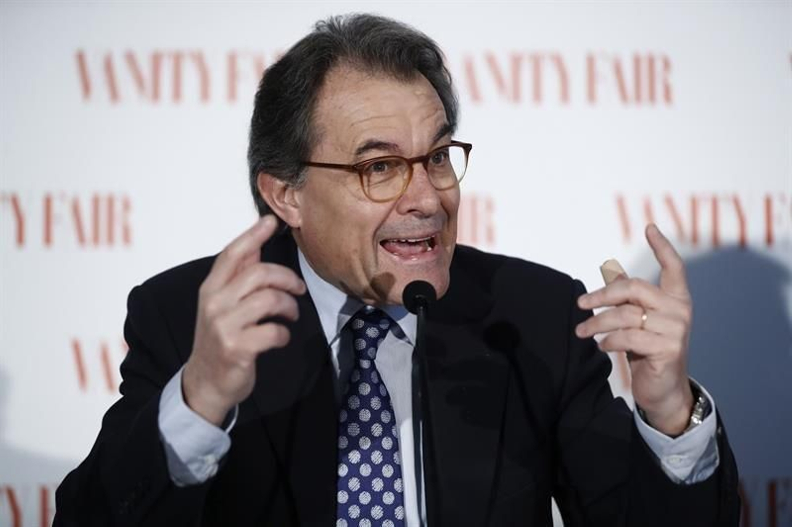 El expresidente de Cataluña Artur Mas, durante su participación en un desayuno-coloquio organizado por la revista "Vanity Fair", hoy 22 de marzo.