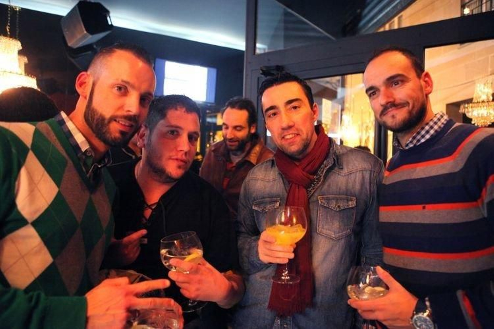 12.12.14.OURENSE.C.LUNA.INAGURACION.VODKA.BAR.MOSCOU.david.deni.santi.diego.