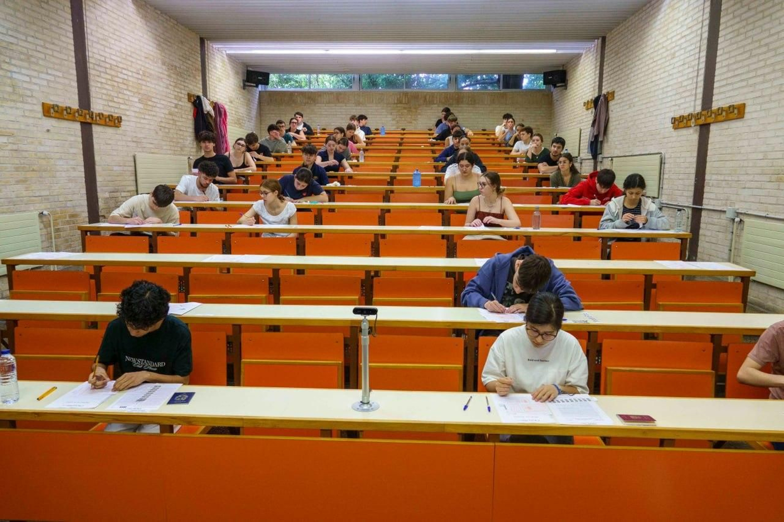 Galería | Tensión y concentración en la PAU 2026 en Vigo
