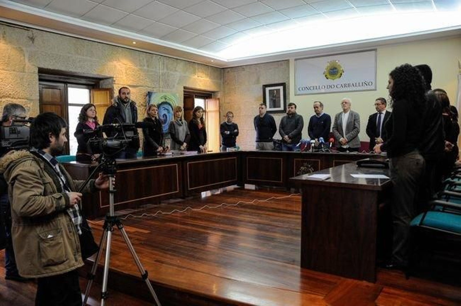 Minuto de silencio antes de la celebración del pleno extraordinario.