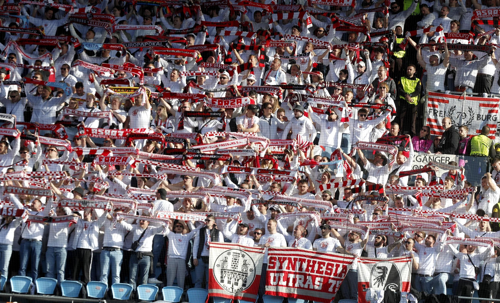 Galería | La goleada del Friburgo puso fin al sueño europeo del Celta