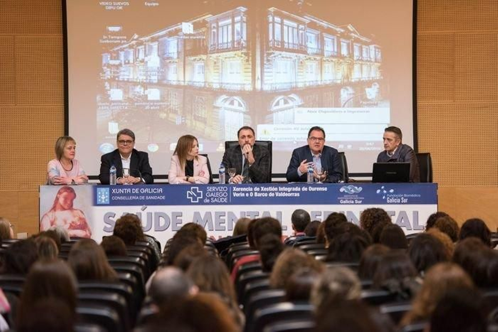 Esther Álvarez, Miguel Abad, Mª Belén Vázquez, Julio García Comesaña, David Simón y Luis Docasar.