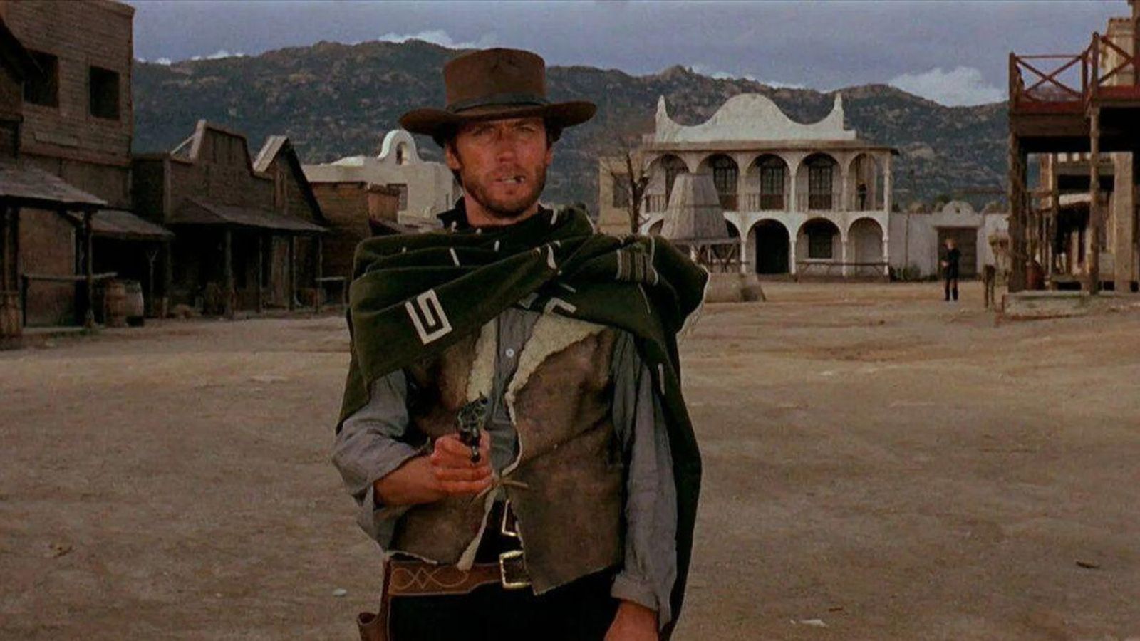 Clint Eastwood interpretó al mítico Joe, el hombre sin nombre con su característico poncho.