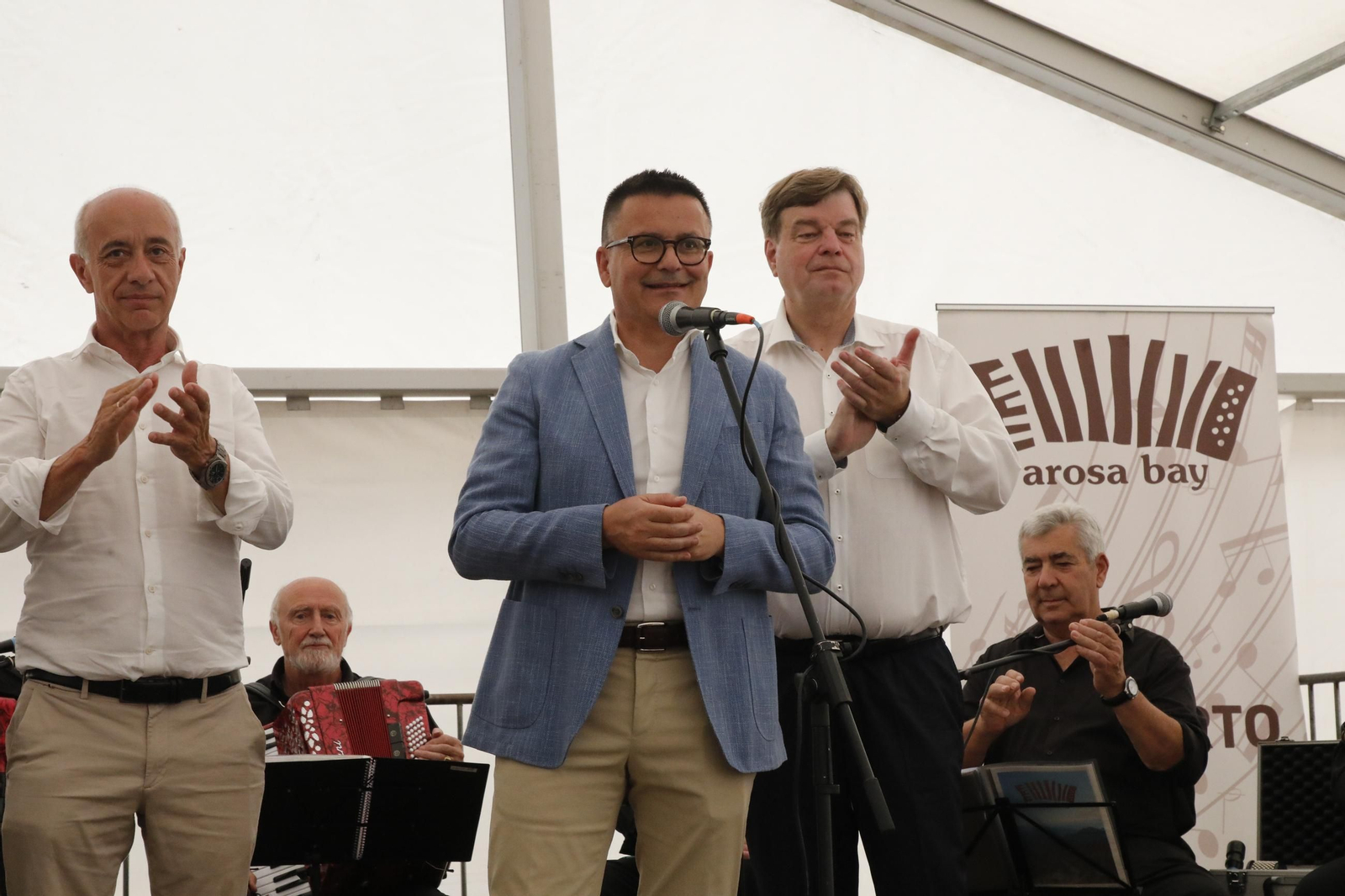 El conselleiro José González