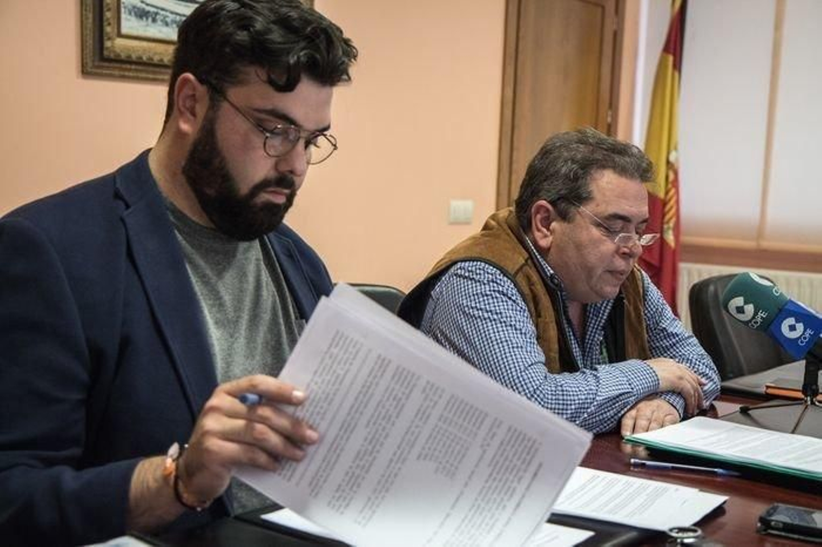 Gerardo Seoane, a la derecha, y Diego Lourenzo, durante la presentación de los presupuestos.