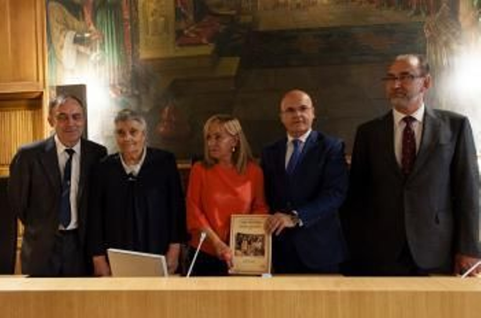 Acto de presentación do cancioneiro.