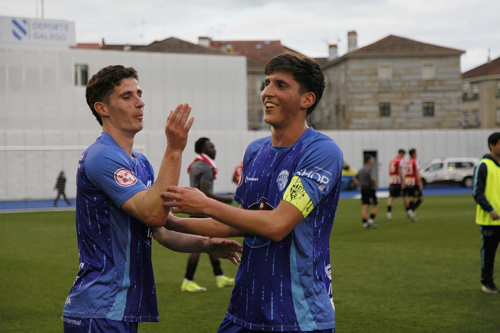 Galería | O Couto rugió ante un victorioso Ourense CF