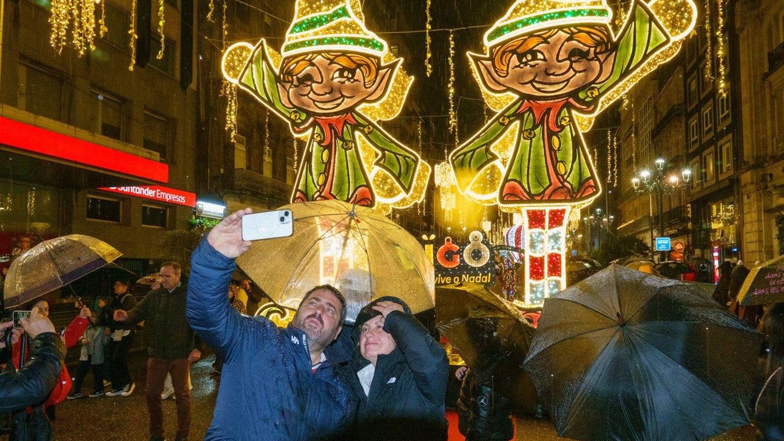 Galería | Vigo se ilumina con las luces de Navidad 2025