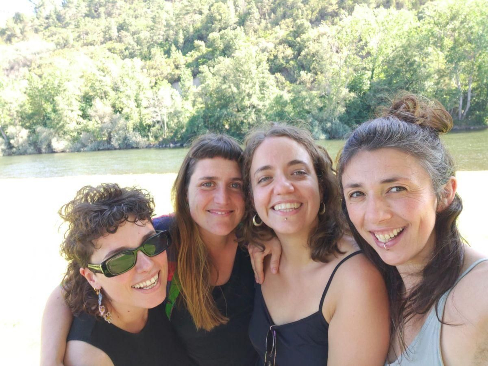 Tania Sánchez, Blanca Albán, Araceli Macías y Paula Carrera.