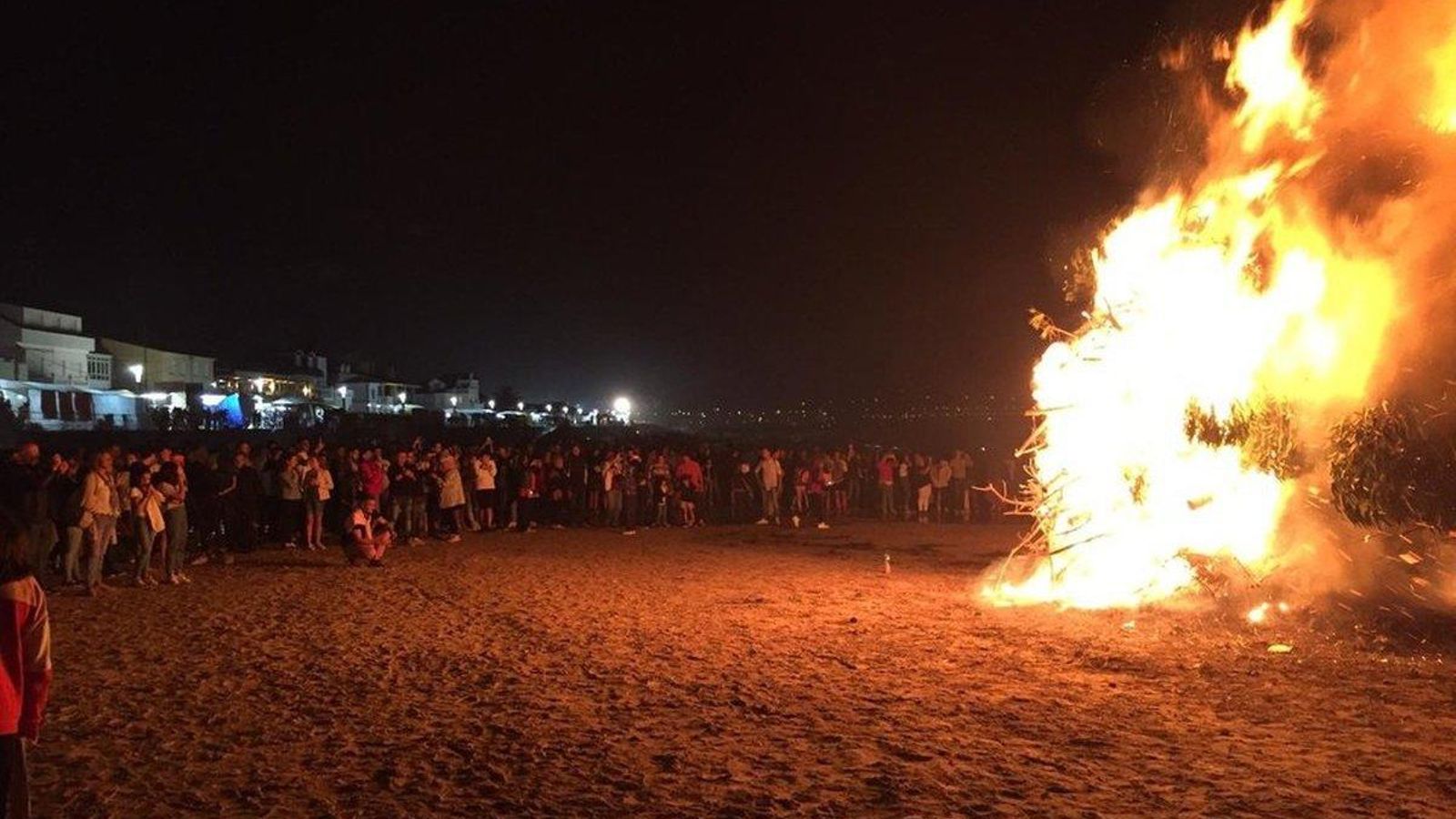 Una hoguera de San Xoán.
