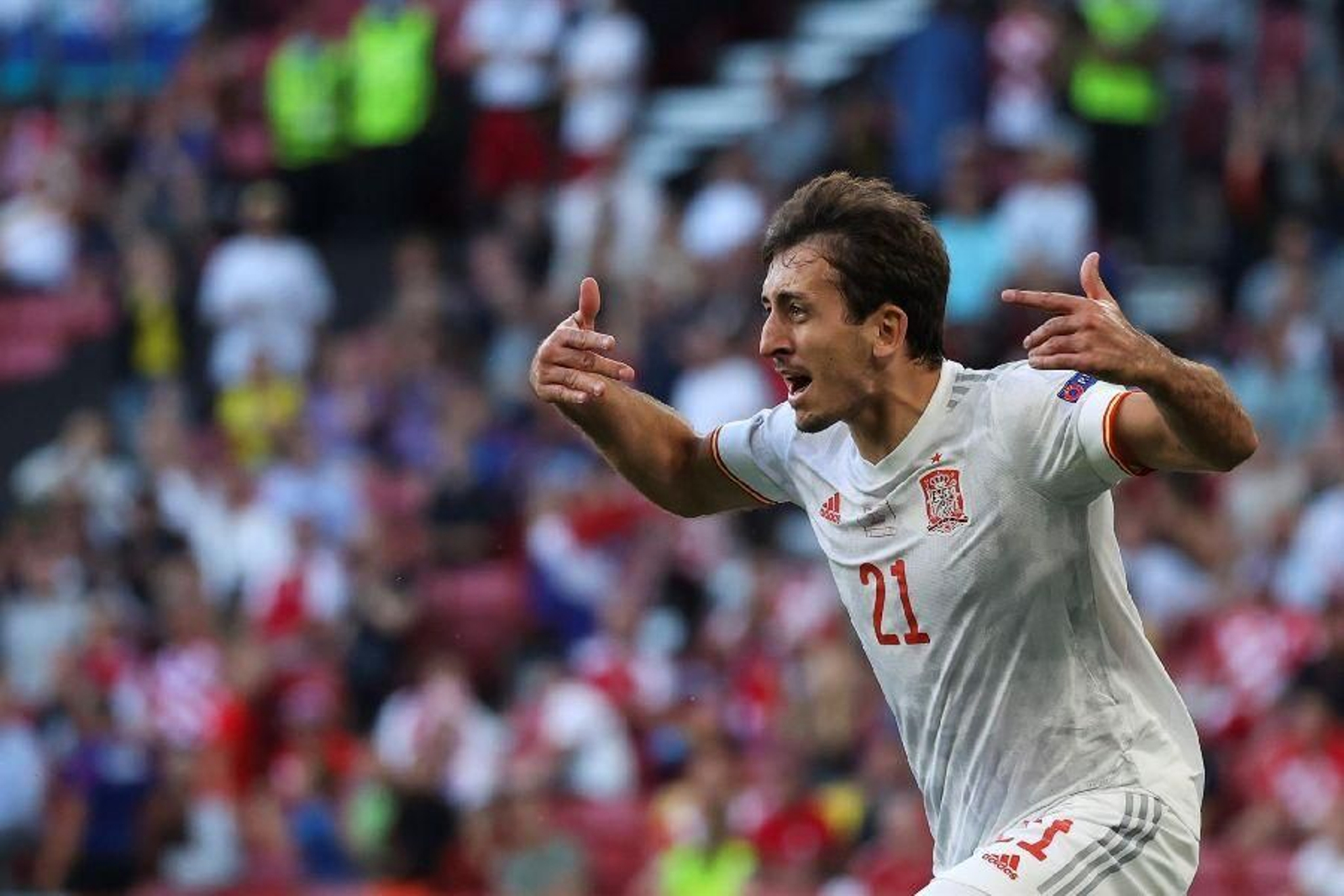 España sufre en su pase a cuartos 17