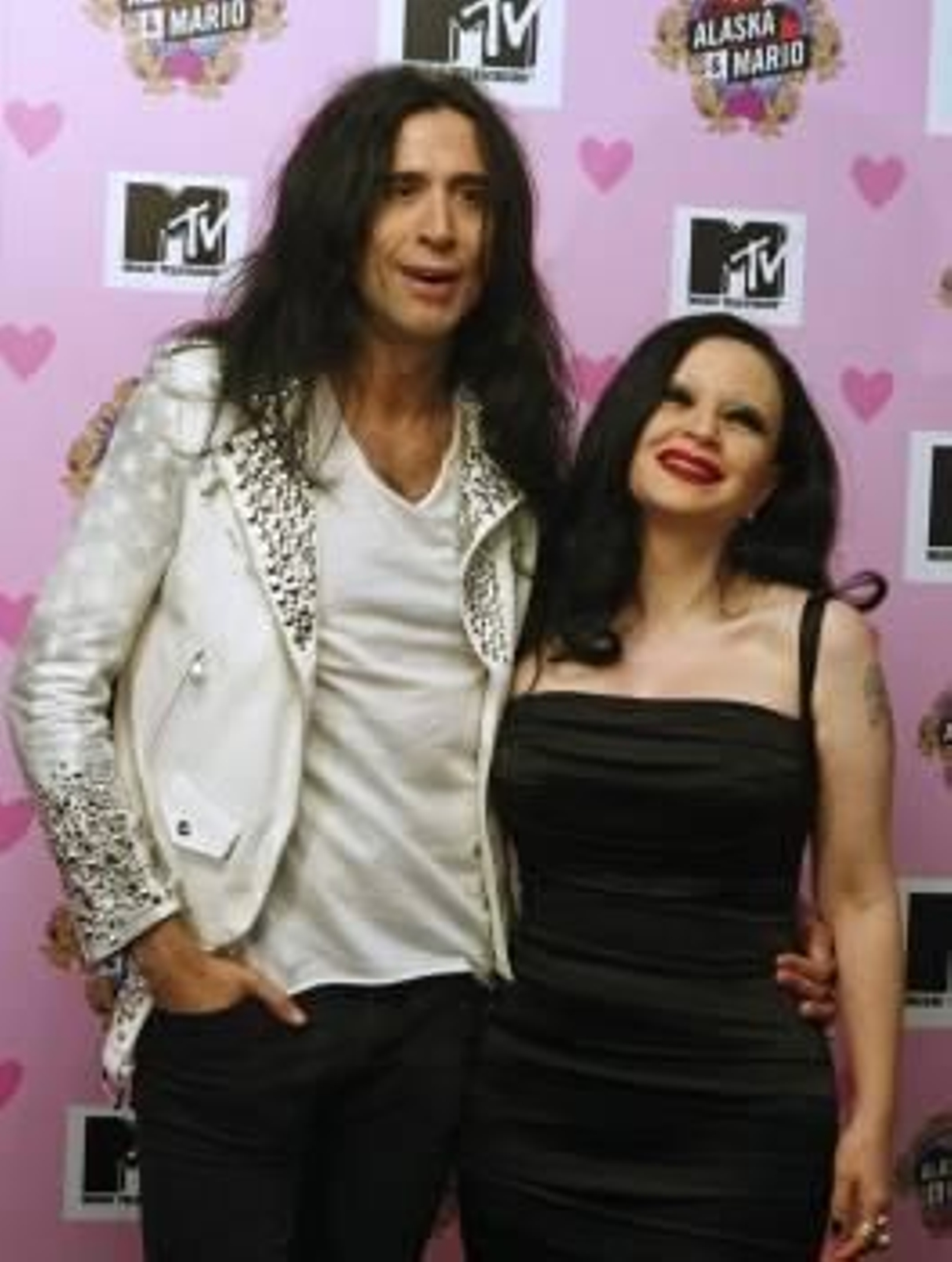 La cantante Alaska y su marido, Mario Vaquerizo (Foto: PACO CAMPOS)