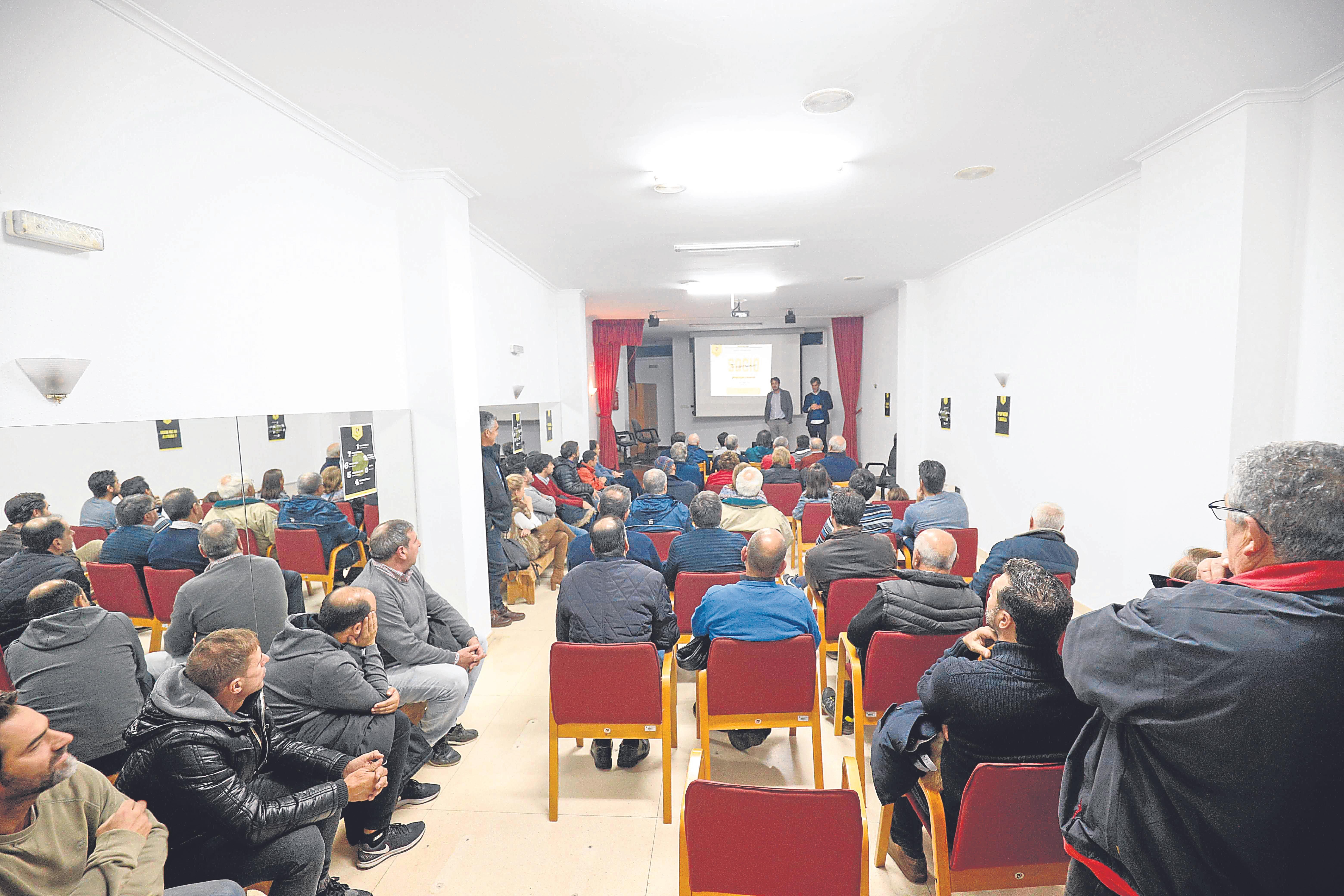 Seoane remite la moción de censura al servicio jurídico