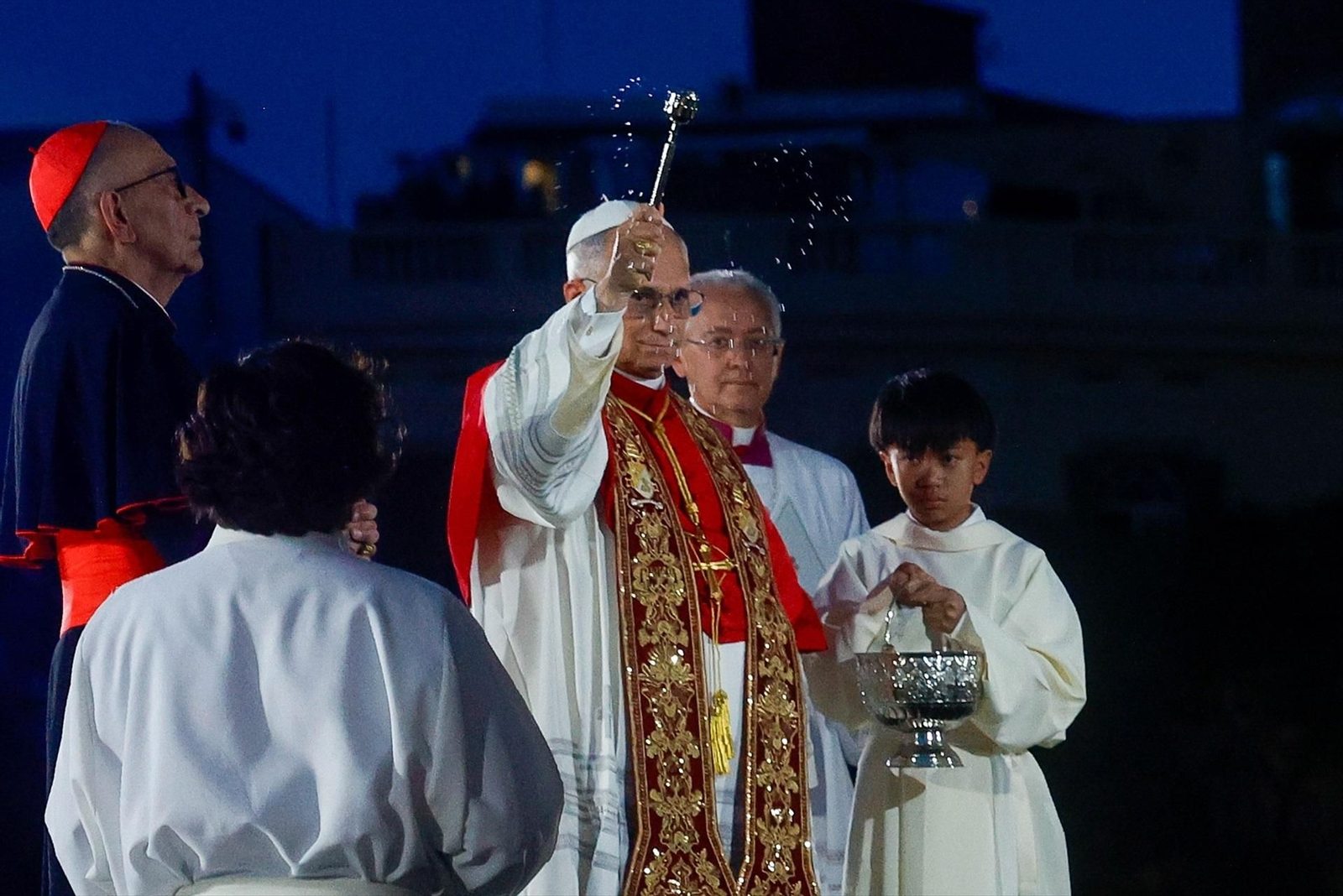 Galería | El papa León XIV se despide de Barcelona: misa y bendición en la Sagrada Familia